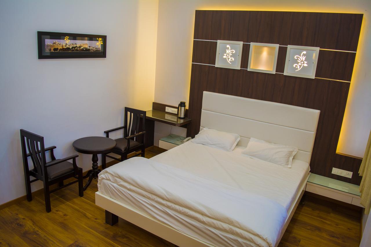 אודייפור Tiger Hill Homestay מראה חיצוני תמונה